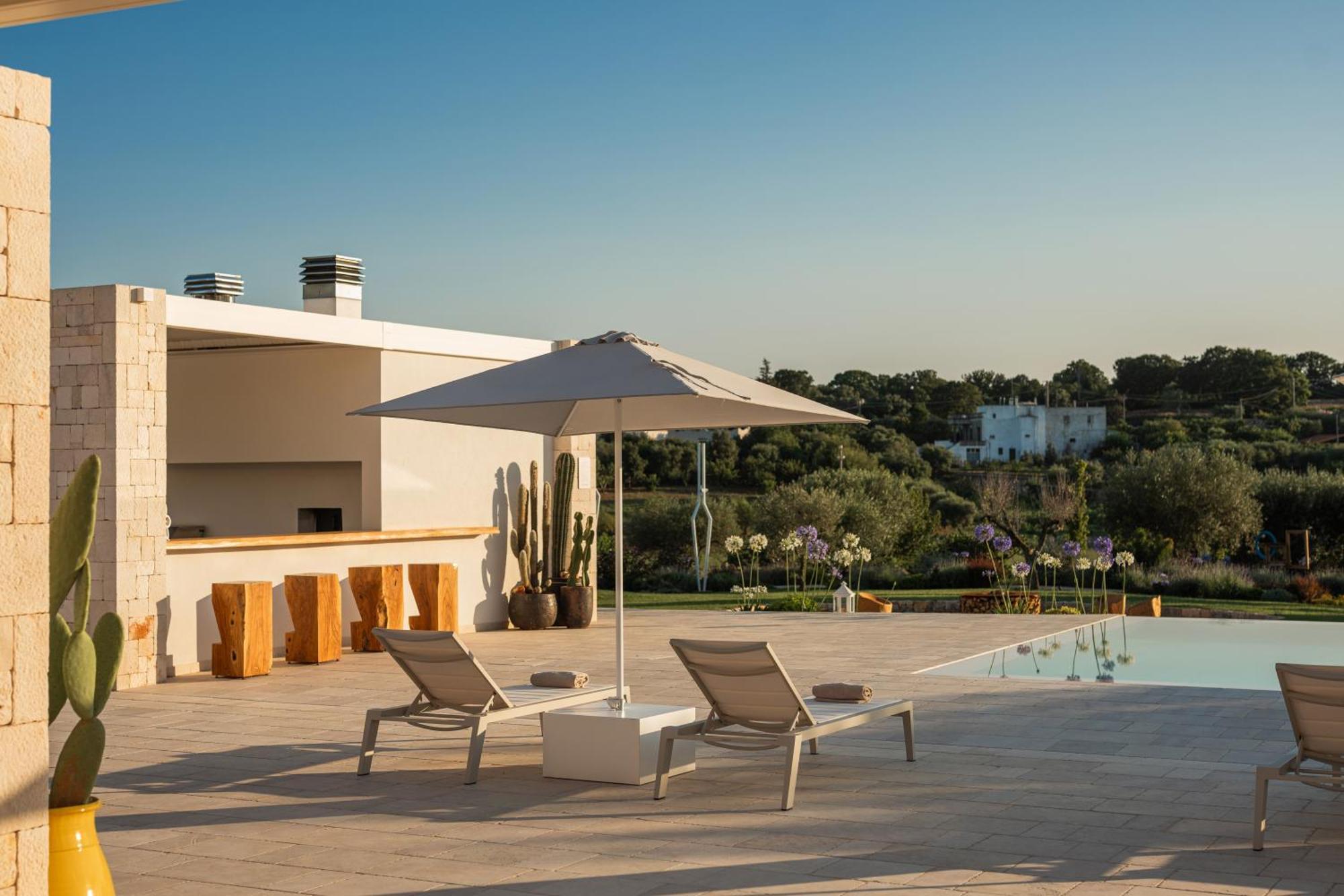 Essenza Relais Contemporaneo Bed and Breakfast Cisternino Exteriör bild
