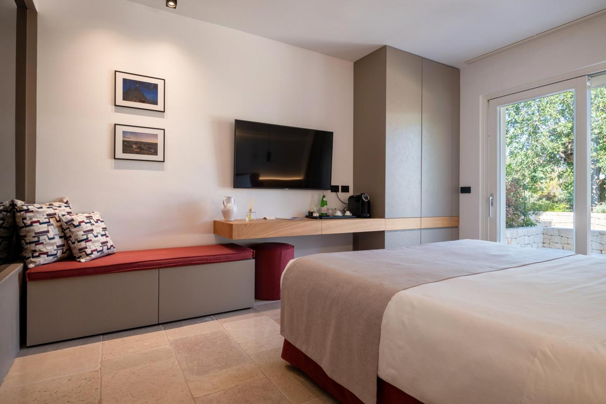Essenza Relais Contemporaneo Bed and Breakfast Cisternino Exteriör bild